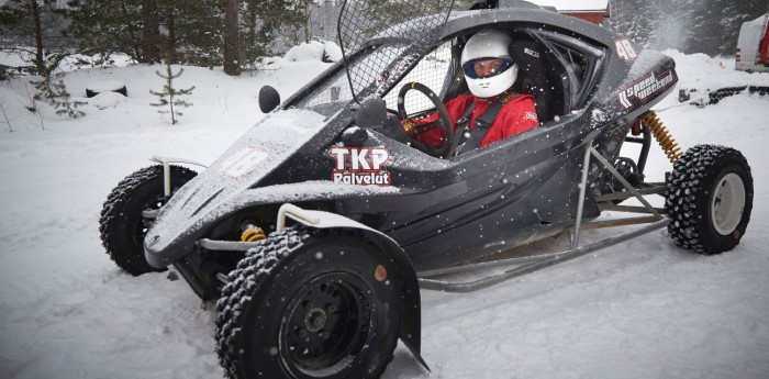 Bottas y Gronholm en la nieve