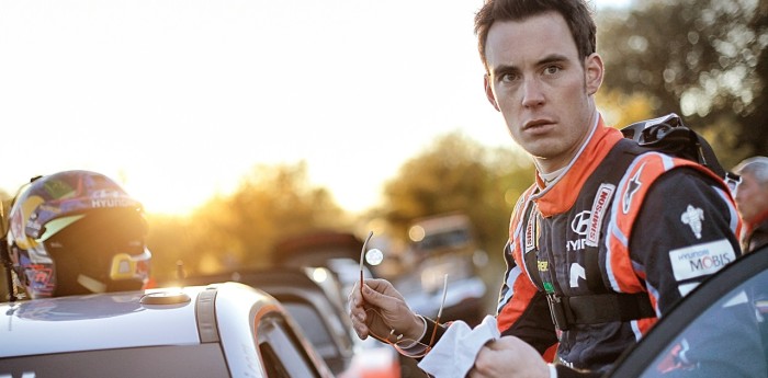 Neuville es el nuevo escolta de Evans