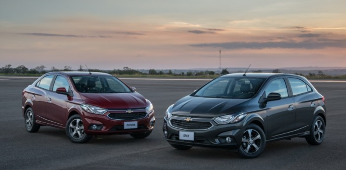 Chevrolet hizo el 1-2 y pasó al frente en marzo 