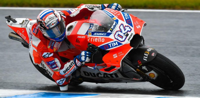 Dovizioso, el más rápido del viernes en Japón