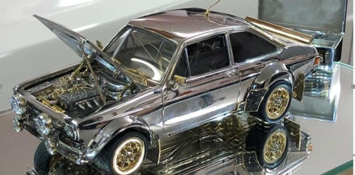 Un Ford Escort de oro, plata y diamantes será subastado