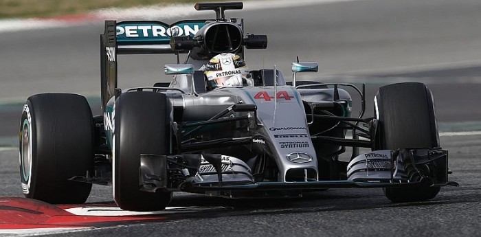 Hamilton y una nueva pole