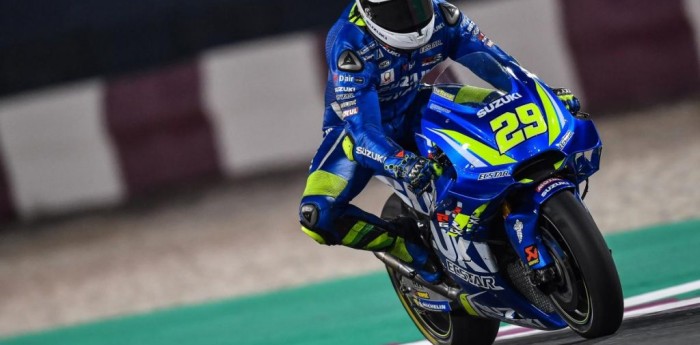 Suzuki lidera en el segundo día de pruebas en Qatar