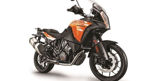 KTM lanzará una versión aventurera de la 390 en India