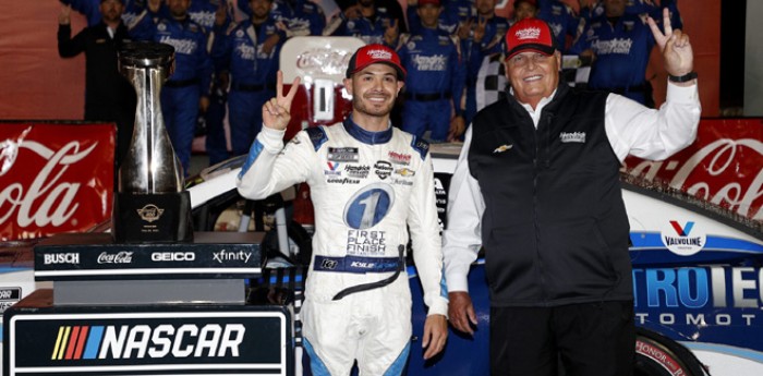 Nascar: Kyle Larson extendió su racha en el Roval de Charlotte