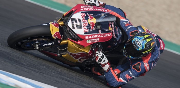 Leon Camier le saca chispas a la Honda de WorldSBK en Jerez