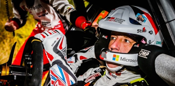 Kris Meeke al tope en el Shakedown del Rally de Gales