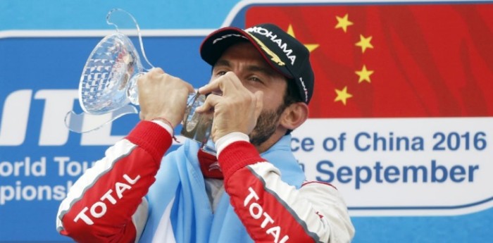 PECHITO CUENTA A CARBURANDO SU VICTORIA EN CHINA