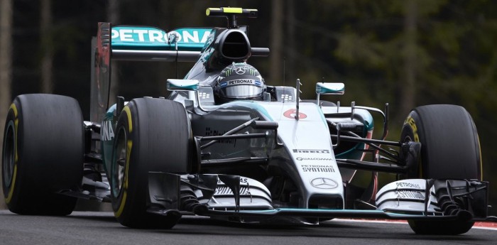 Rosberg cerró los test adelante