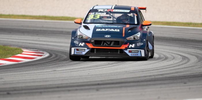 Sapag llegó 12 en la primera carrera del TCR Europeo