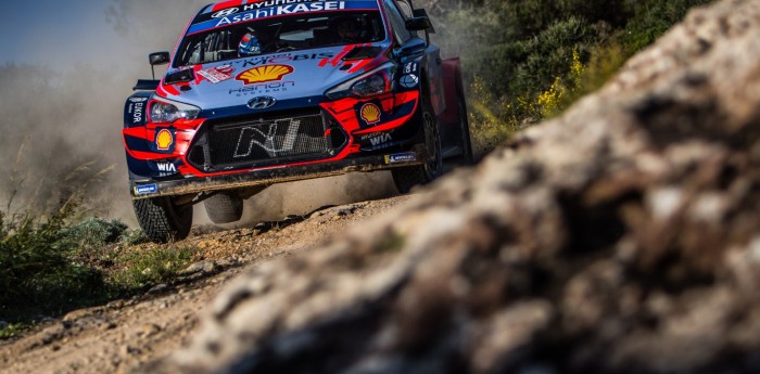 Dani Sordo sigue a pie firme en el Rally de Cerdeña