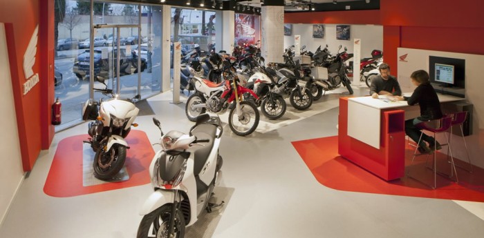 Lanzan créditos para la compra de motos y autos