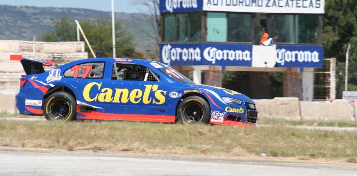 Coronas corrió en México