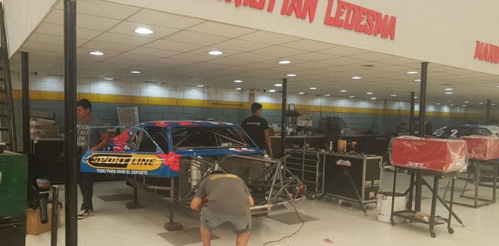 Los trabajos en el taller de los Chevrolet de Ledesma y Urcera