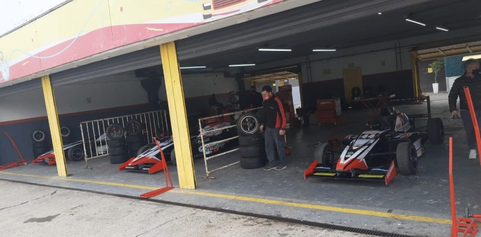 El Croizet Racing probó con tres de sus pilotos